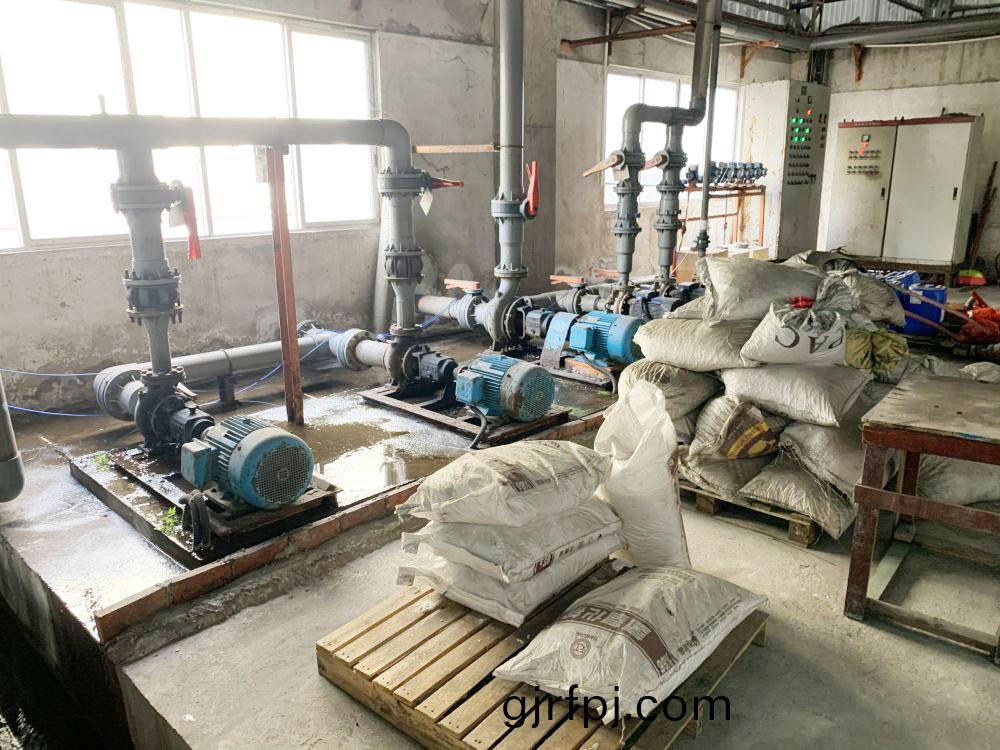 槑(mei)州某(mou)某(mou)紙(zhi)業(ye)80m3ph除(chu)鹽(yan)水係統現(xian)場(chang)圖片(pian)